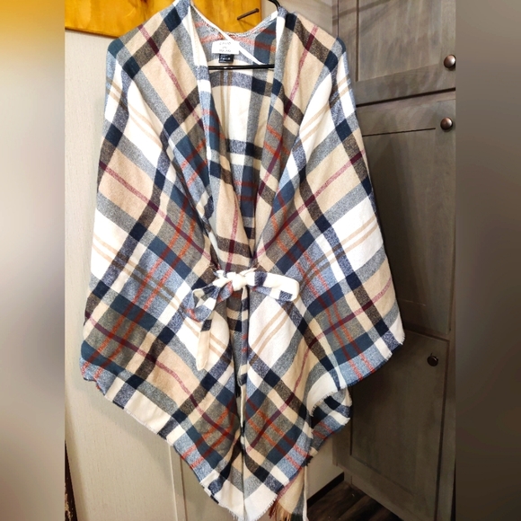David and Young Sweaters - David & Young  Kimono/Shawl Plaid  (Women)